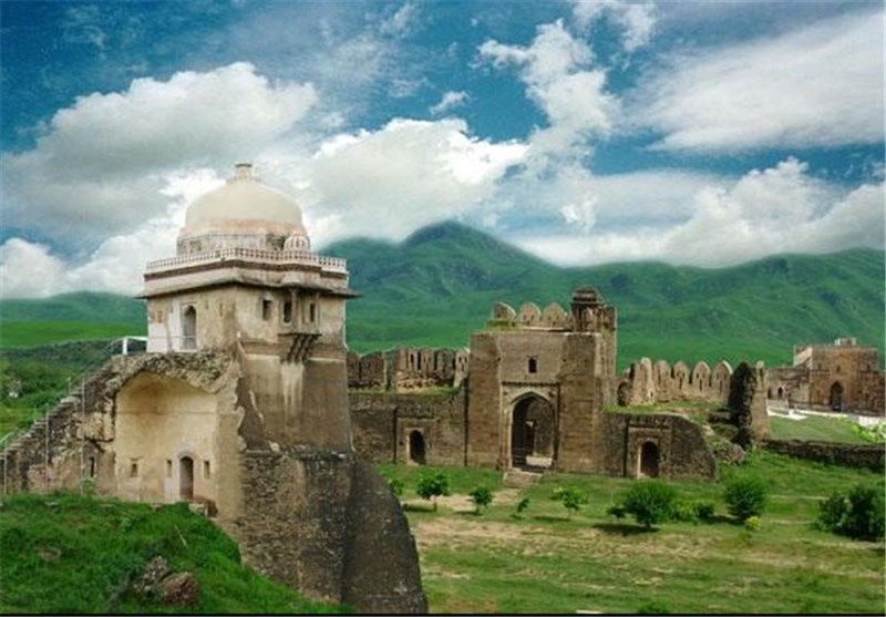 گردشگری،دهگردی،قلعه چم