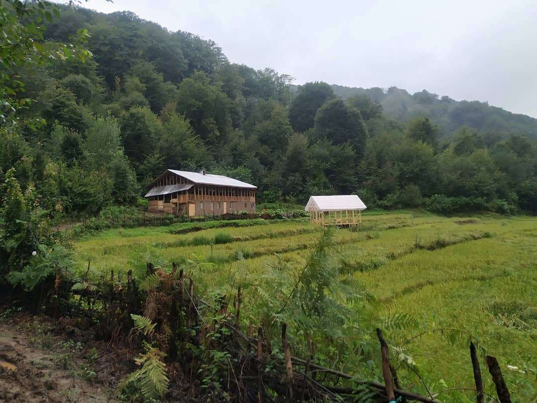 اقامتگاه دهگردی،هتل،بومگردی،اقامت،ویلا،سوئیت،کلبه،ایرانگردی، اقامتگاه بومگردی پیله بابا