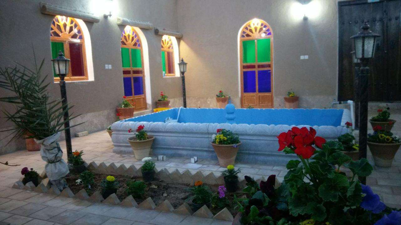 اقامتگاه دهگردی،هتل،بومگردی،اقامت،ویلا،سوئیت،کلبه،ایرانگردی، اقامتگاه بوم گردی دشت شب