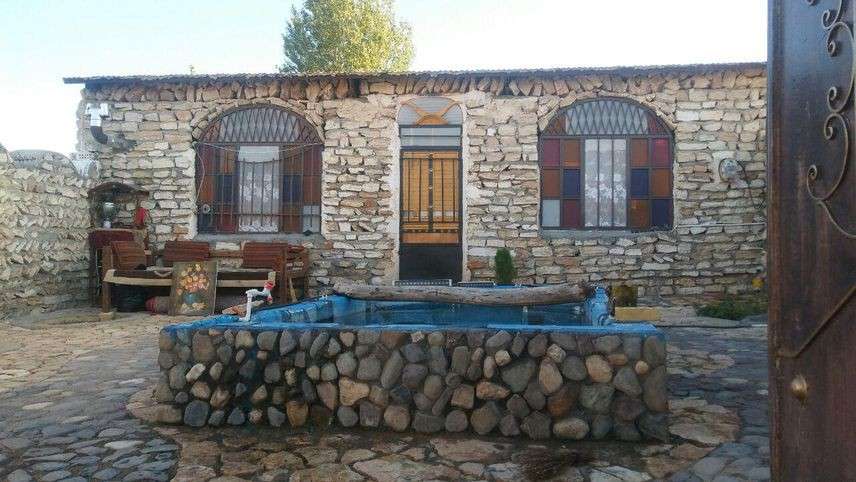 اقامتگاه دهگردی،هتل،بومگردی،اقامت،ویلا،سوئیت،کلبه،ایرانگردی، اقامتگاه بوم گردی پری