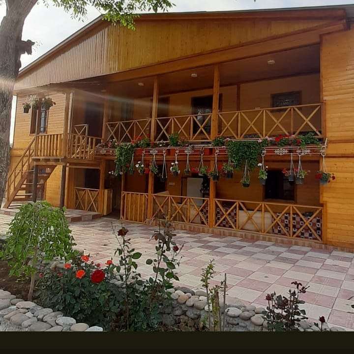 اقامتگاه دهگردی،هتل،بومگردی،اقامت،ویلا،سوئیت،کلبه،ایرانگردی، اقامتگاه بوم گردی کبودوال