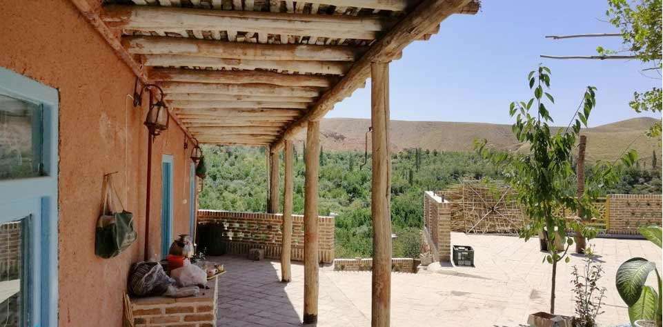 اقامتگاه دهگردی،هتل،بومگردی،اقامت،ویلا،سوئیت،کلبه،ایرانگردی، بوم گردی بام بوژان 