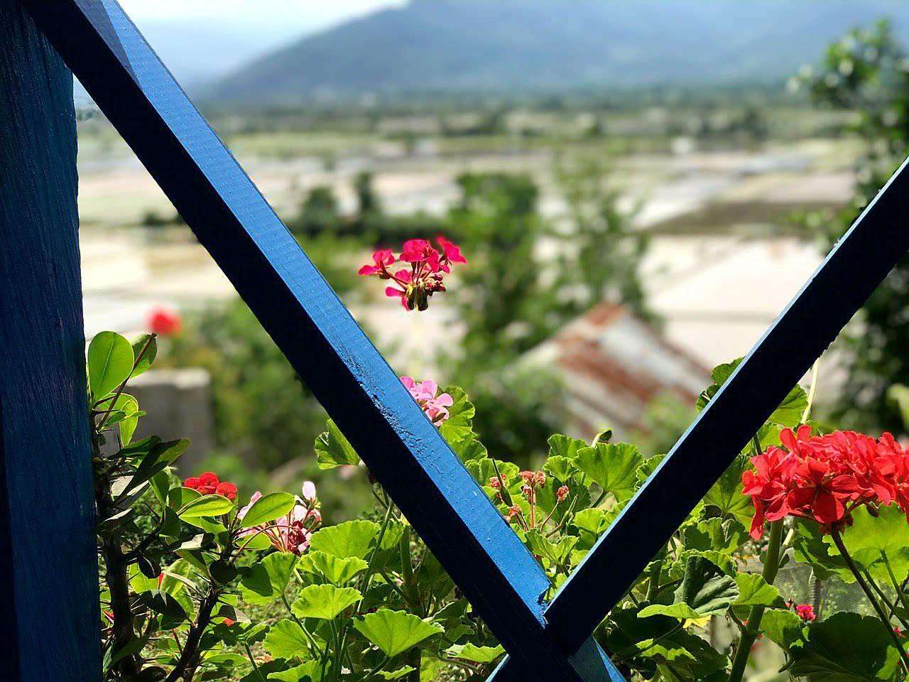 اقامتگاه دهگردی،هتل،بومگردی،اقامت،ویلا،سوئیت،کلبه،ایرانگردی، اقامتگاه بوم گردی گلبند