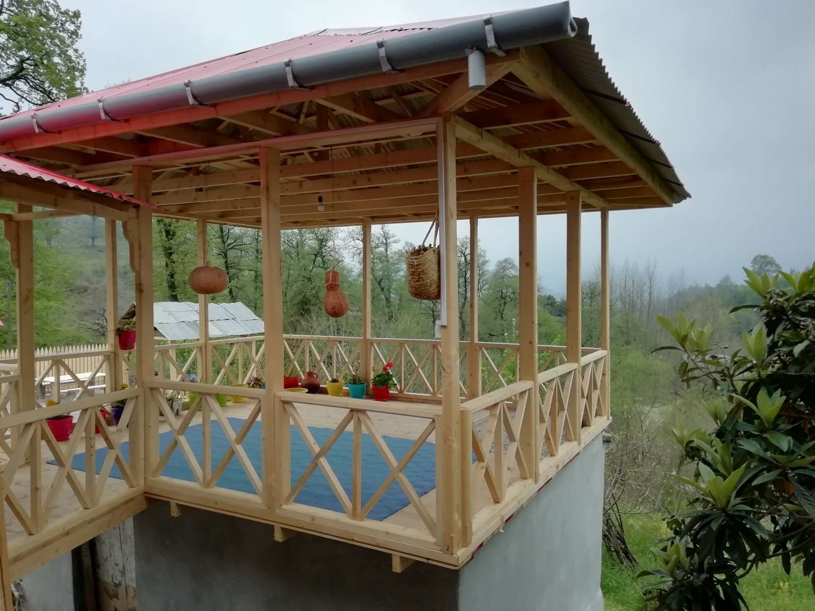 اقامتگاه دهگردی،هتل،بومگردی،اقامت،ویلا،سوئیت،کلبه،ایرانگردی، اقامتگاه بوم گردی مین سی