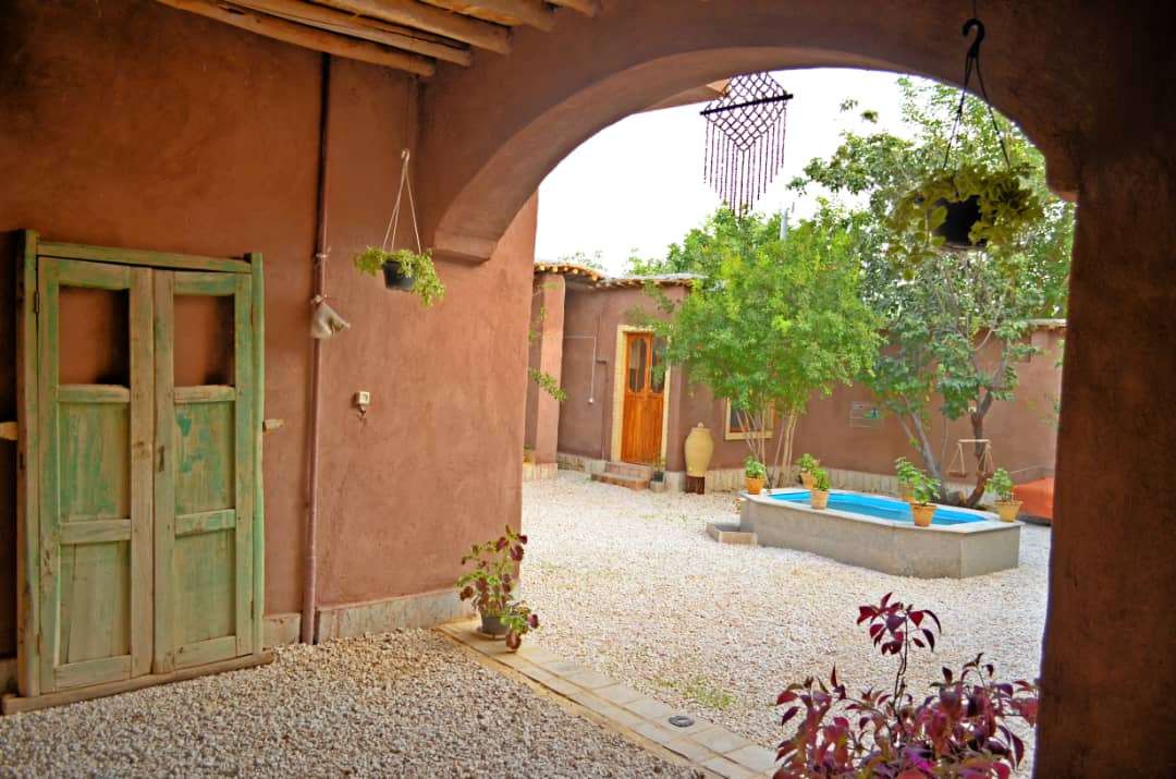 اقامتگاه دهگردی،هتل،بومگردی،اقامت،ویلا،سوئیت،کلبه،ایرانگردی، اقامتگاه بومگردی خانه کالان