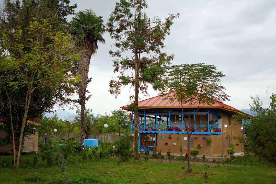 اقامتگاه دهگردی،هتل،بومگردی،اقامت،ویلا،سوئیت،کلبه،ایرانگردی، اقامتگاه بوم گردی نیاکان