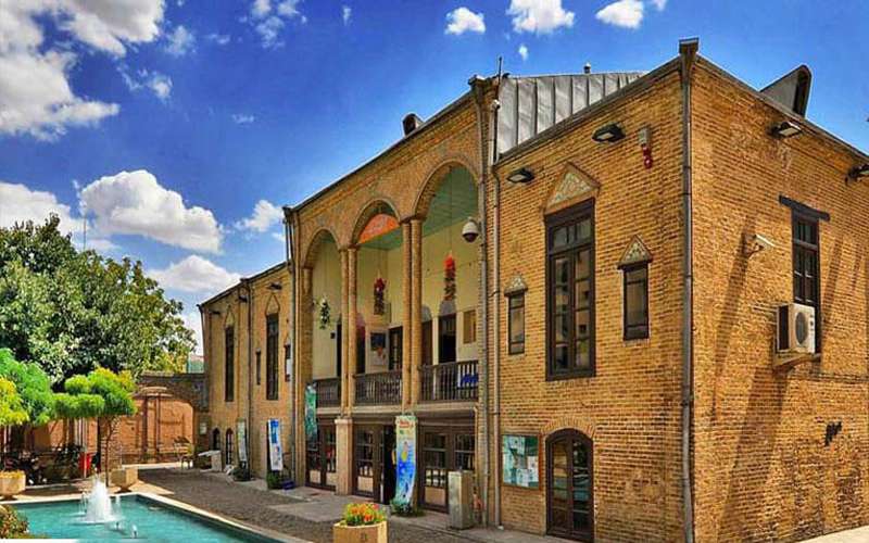 اقامتگاه دهگردی،هتل،بومگردی،اقامت،ویلا،سوئیت،کلبه،ایرانگردی،جاذبه گردشگری دهگردی خانه ملک