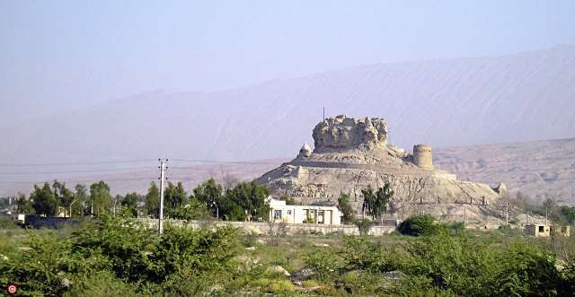 قلعه فین