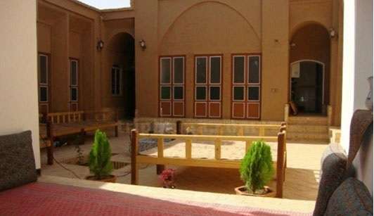 اقامتگاه دهگردی،هتل،بومگردی،اقامت،ویلا،سوئیت،کلبه،ایرانگردی، اقامتگاه بومگردی هزارافسان