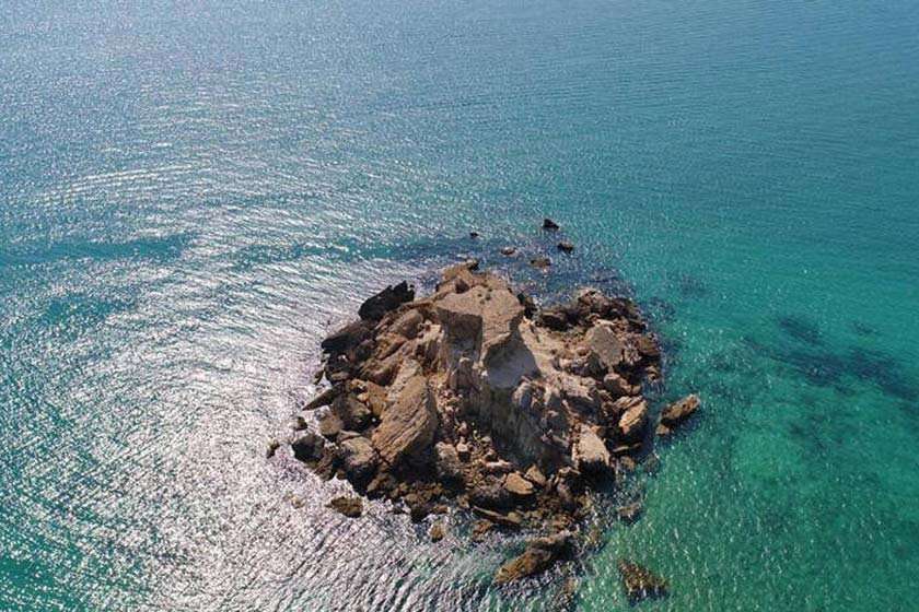 اقامتگاه دهگردی،هتل،بومگردی،اقامت،ویلا،سوئیت،کلبه،ایرانگردی،جاذبه گردشگری دهگردی جزیره ناز