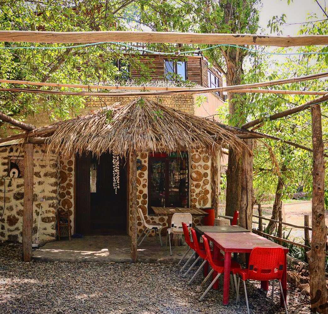 اقامتگاه دهگردی،هتل،بومگردی،اقامت،ویلا،سوئیت،کلبه،ایرانگردی، اجاره کلبه