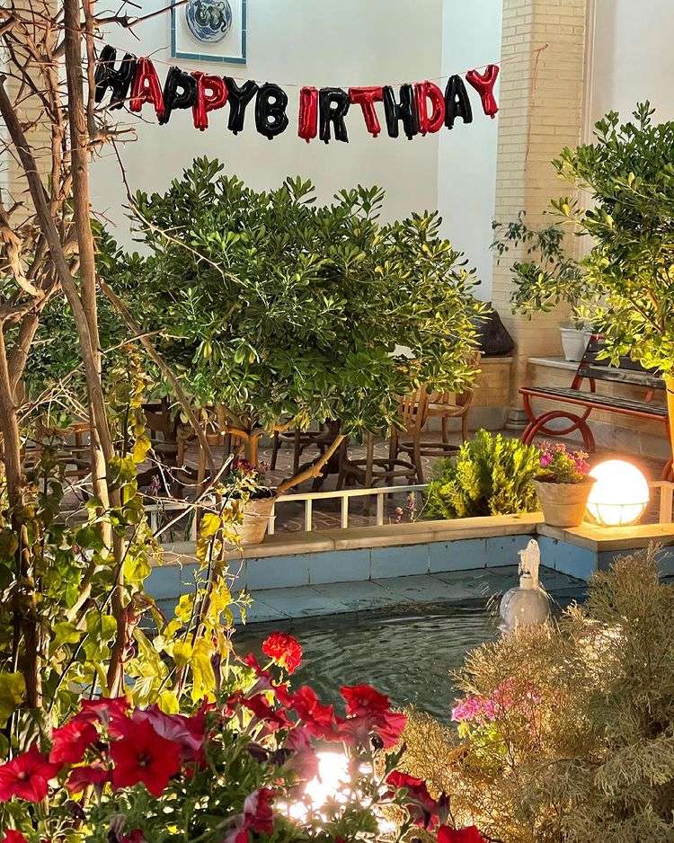 اقامتگاه دهگردی،هتل،بومگردی،اقامت،ویلا،سوئیت،کلبه،ایرانگردی، مهمانخانه بنیاد یزد