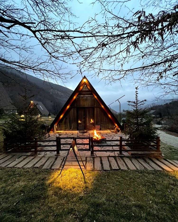 اقامتگاه دهگردی،هتل،بومگردی،اقامت،ویلا،سوئیت،کلبه،ایرانگردی، دهکده گردشگری زانوس